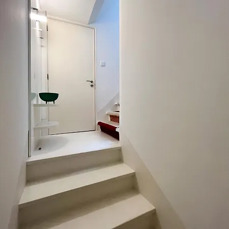 Cosy Minimalist Duplex