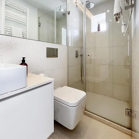 Cosy Minimalist Duplex *